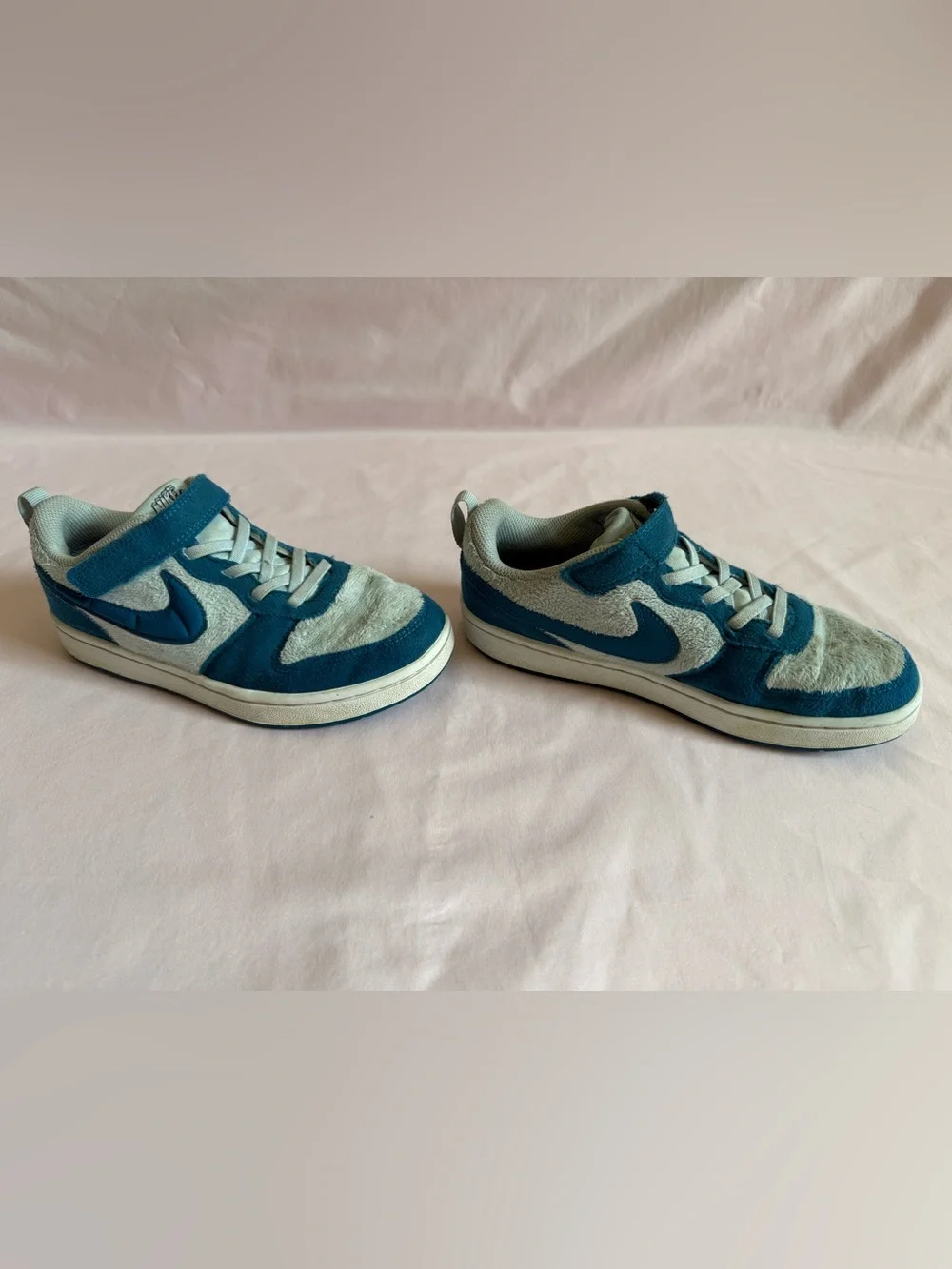 Nike Teal and Light Blue Athletic Sneakers - Casual Velcro Lace Shoes-2Y